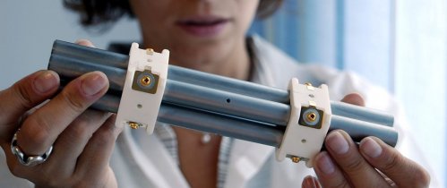 1200px-Mass_spectrometer_quadrupole.jpg